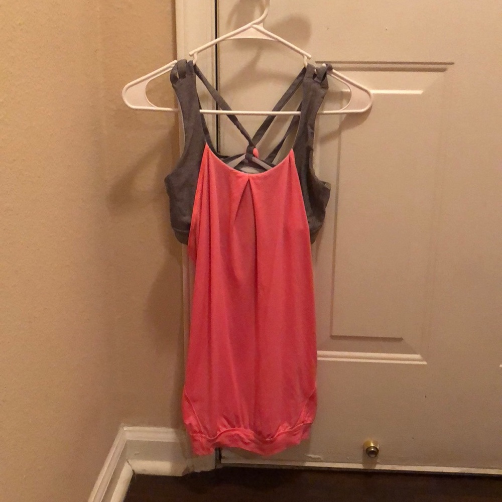 Lululemon workout top